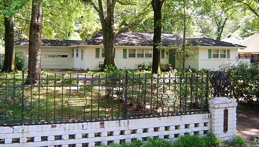 HISTORIC FIRST HOME OF ELVIS, 03
